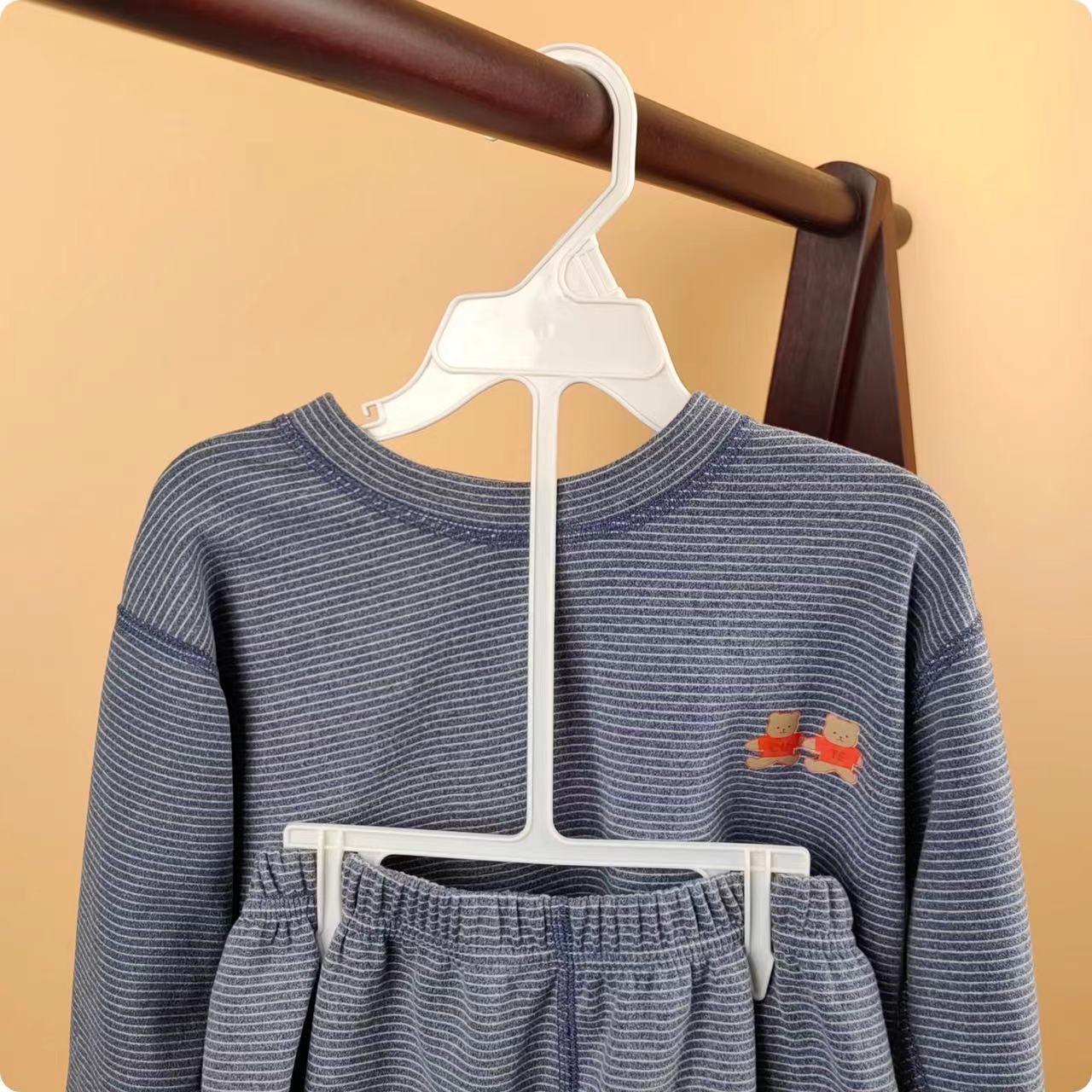 10 pcs Children's Plastic Suit - Baby Clothing Kit reseña y precio